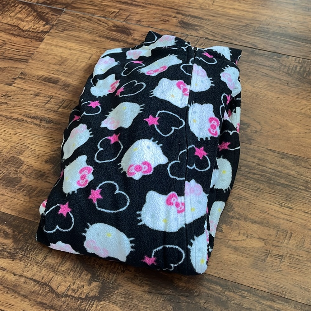 rare vintage sanrio hello kitty fleece onesie with paded feet